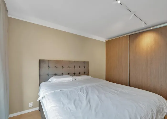 Moderne Sentrumsdrom Med Balkong Apartamento
